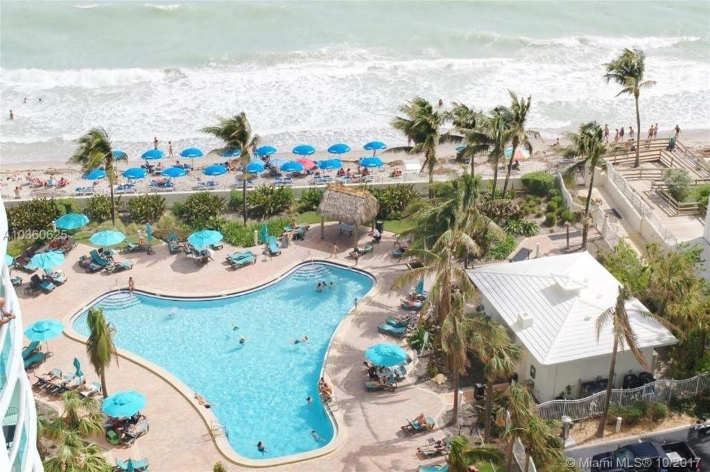 2Bd Condo Christmas Retreat Pool Beachside هوليوود المظهر الخارجي الصورة